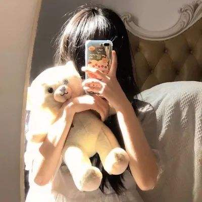 中国人民银行行长潘功胜分别会见国际金融机构负责人